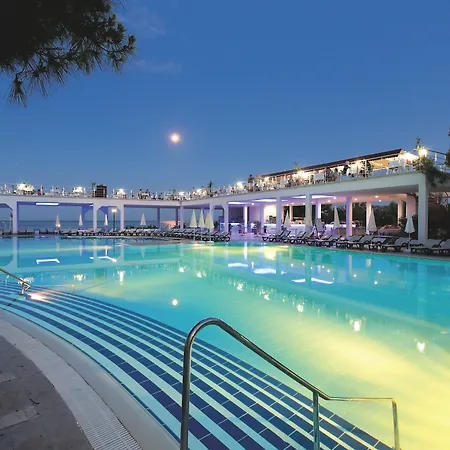 Perre La & Hotell Göynük
