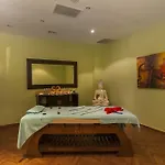 Perre La & Hotel 4*