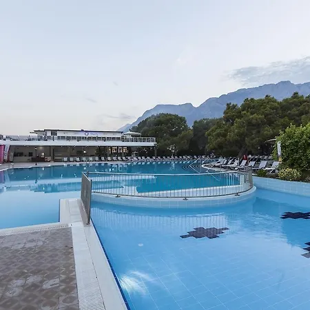 Perre La & Goynuk (Kemer)